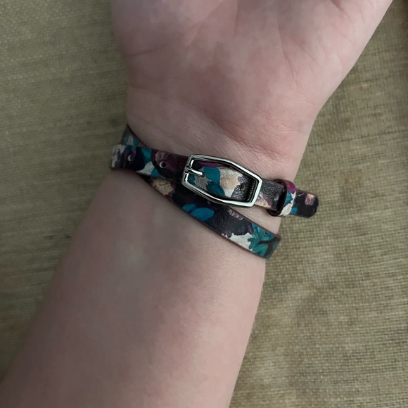 Origami Owl Floral Leather Bracelet Wrap/Silver Bar Rectangular Locket/charms - Picture 7 of 9